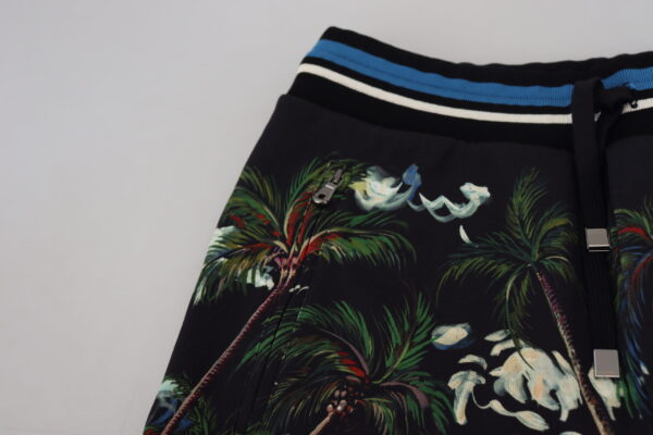 Dolce & Gabbana Volcano Print Casual Knee-Length Shorts – Image 6