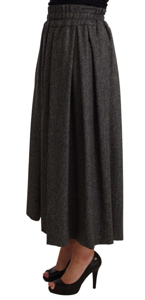 Dolce & Gabbana Elegant A-Line Midi Wool Skirt in Gray Zigzag – Image 2