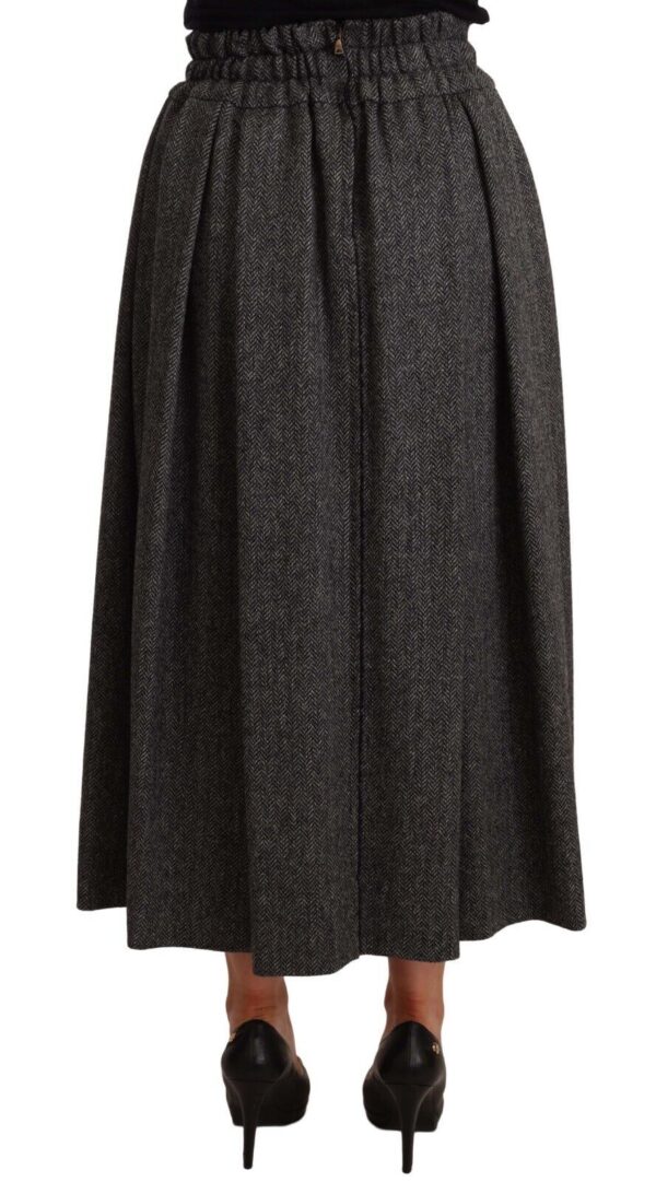 Dolce & Gabbana Elegant A-Line Midi Wool Skirt in Gray Zigzag – Image 3