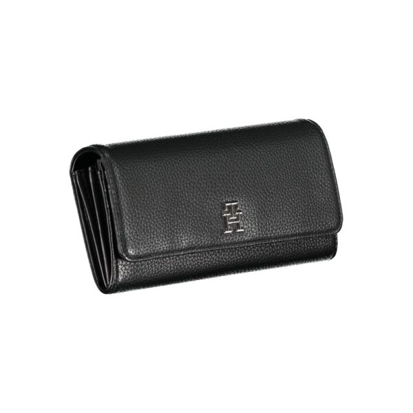 Tommy Hilfiger Elegant Quadruple Compartment Wallet – Image 3