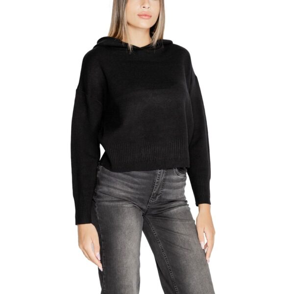 Vero Moda Black Viscose Tops & T-Shirt – Image 4