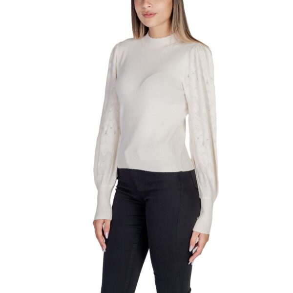 Vero Moda Cream Viscose Tops & T-Shirt – Image 4