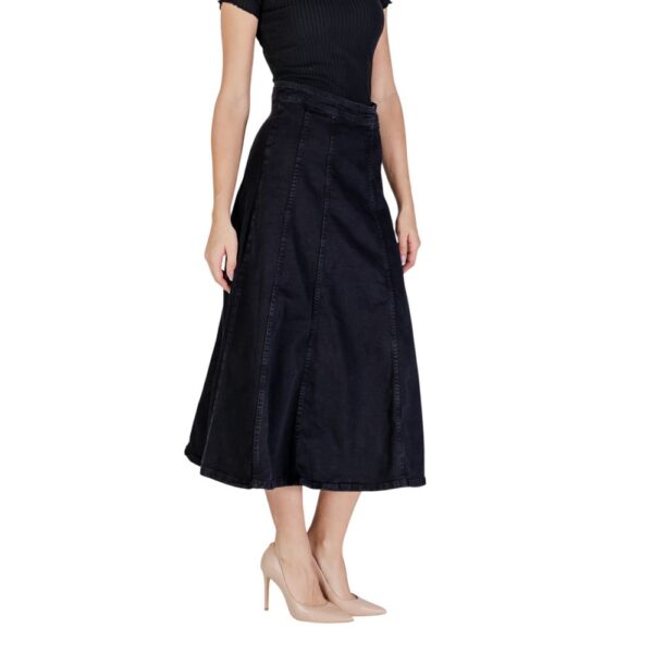 ICHI Black Cotton Skirt – Image 3