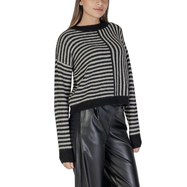 Vero Moda Black And White Recycled Polyester Sweater – Image 3