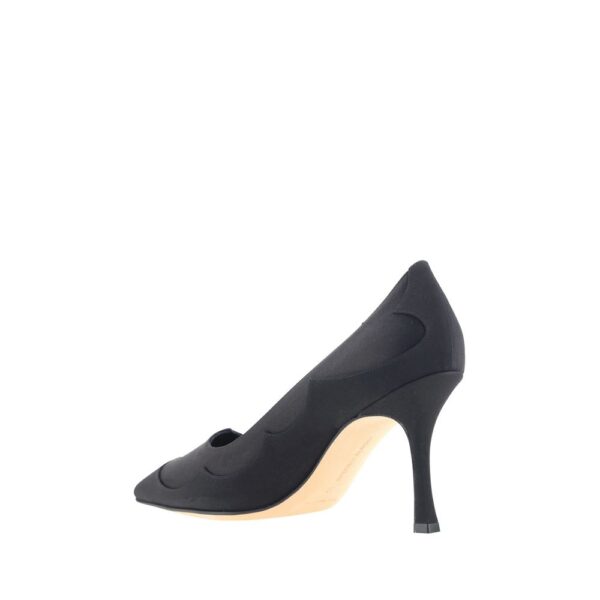 Manolo Blahnik Fabrakahi Pumps – Image 3