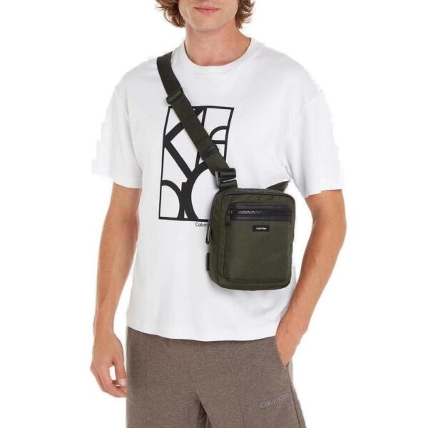 6285323.jpeg