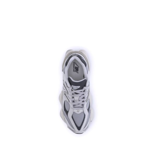 7800736.jpeg